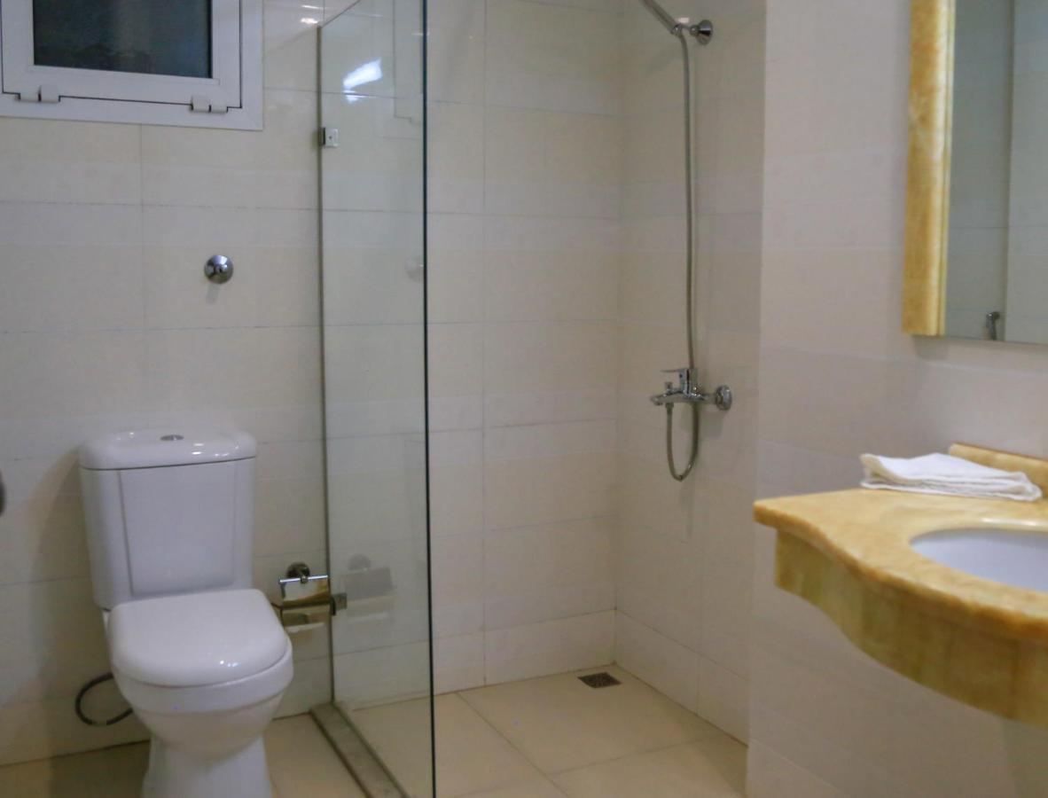 Muscat Inn Hotel Экстерьер фото