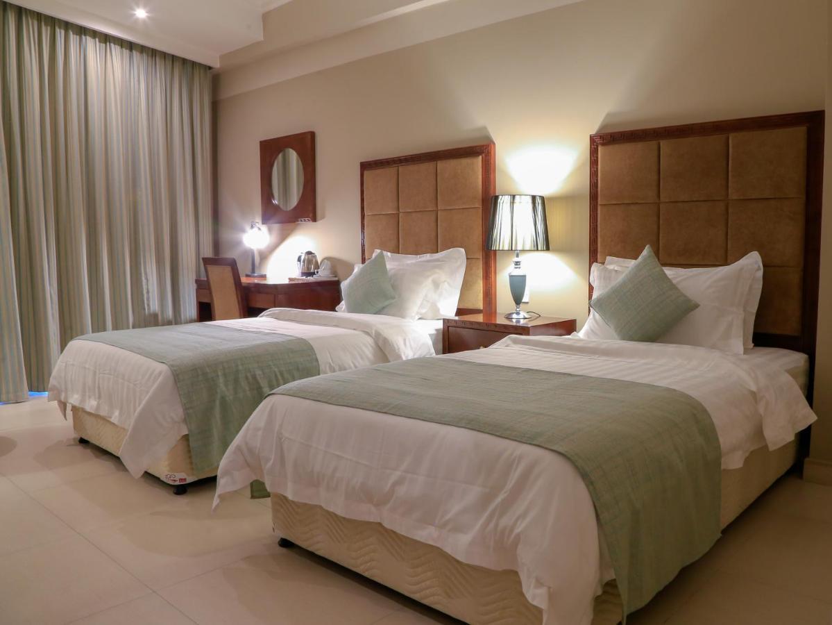 Muscat Inn Hotel Экстерьер фото