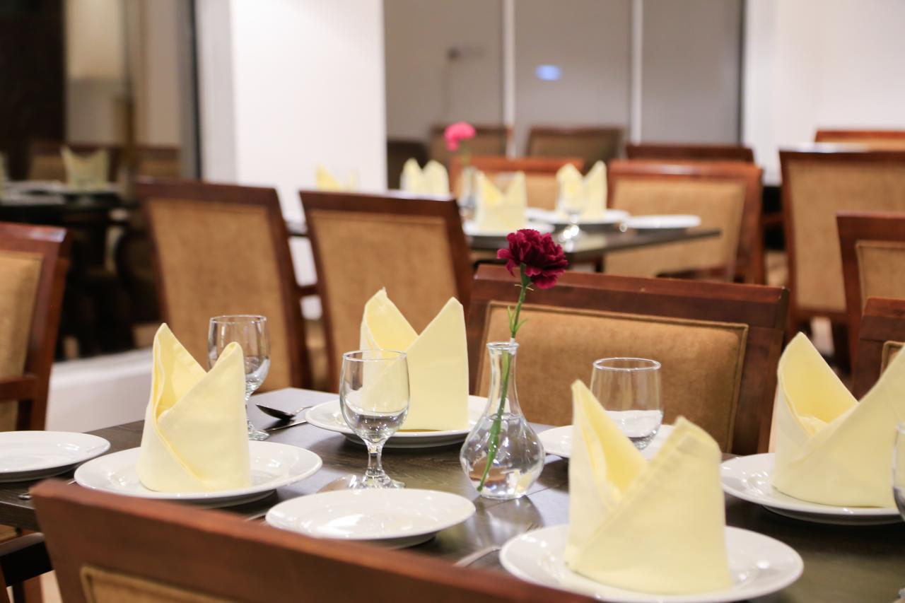 Muscat Inn Hotel Экстерьер фото