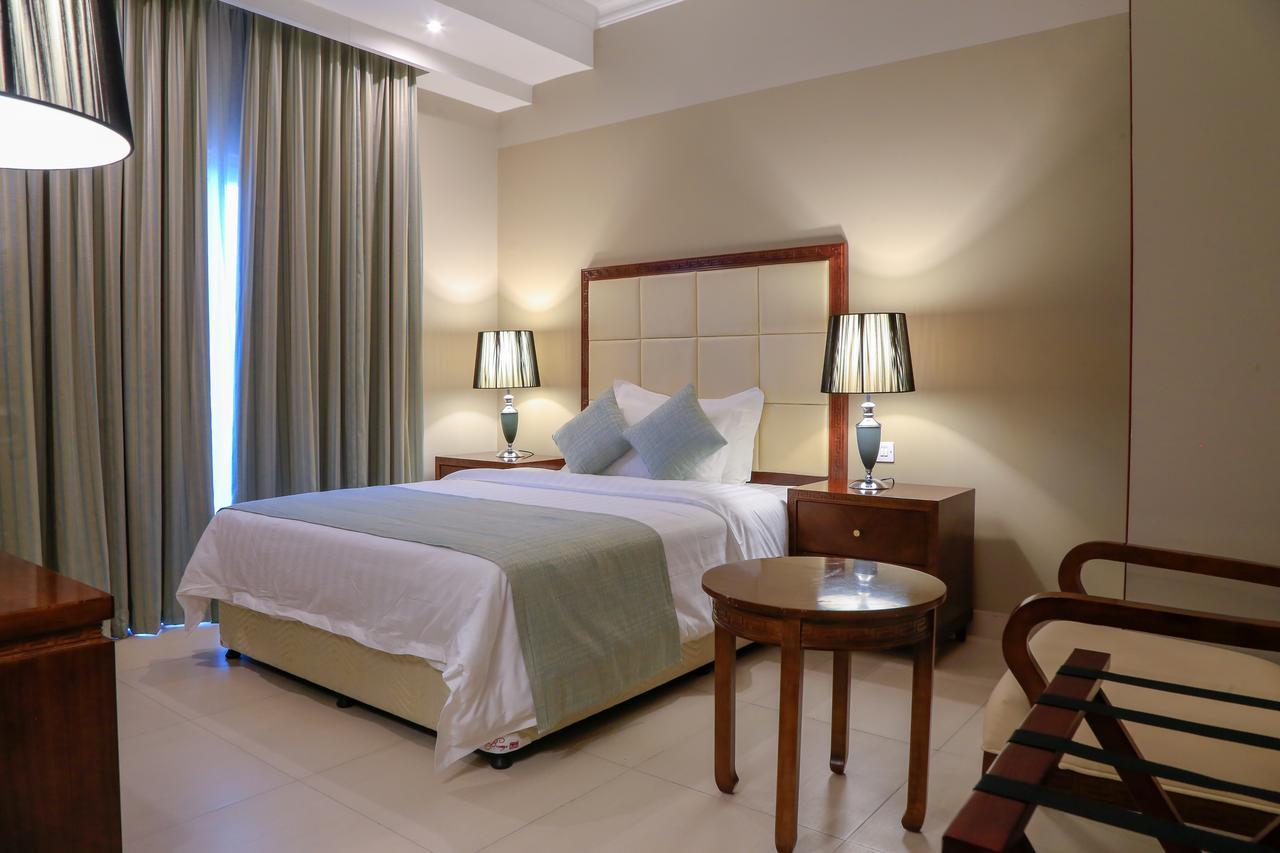 Muscat Inn Hotel Экстерьер фото